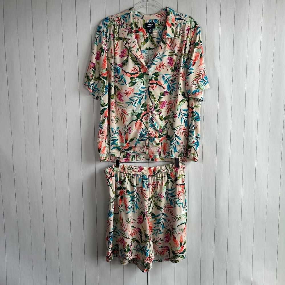Land's End women plus size 1X 16 camp shirt shorts set beige floral viscose